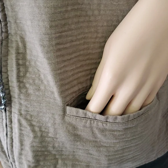 Eileen Fisher Zip Front Vest/Top - Picture 3 of 14